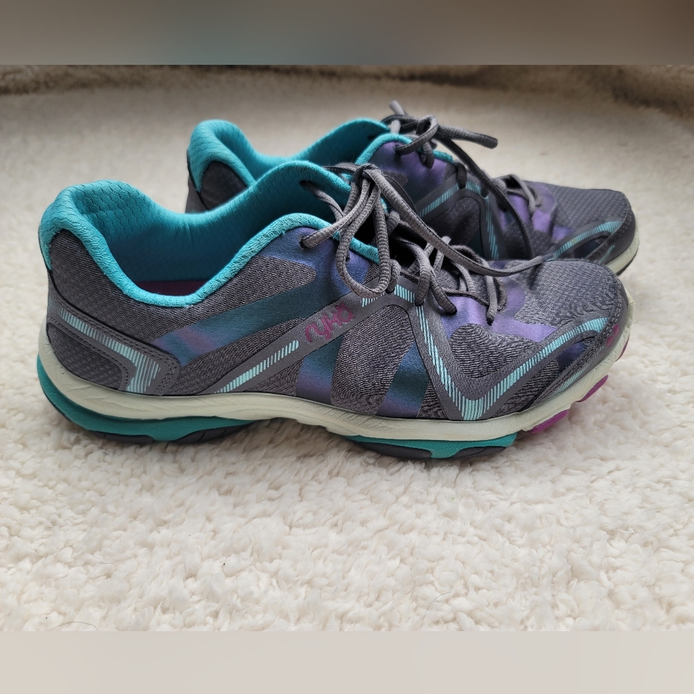 Women's Ryka Influence Training Shoe Size 9